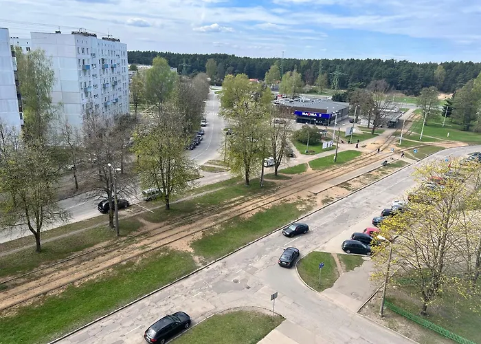 Good Location & Infrastructure Lägenhet *